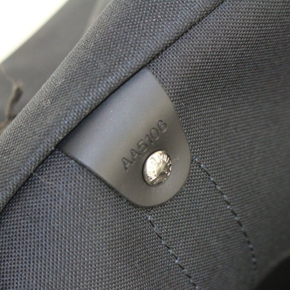 Louis Vuitton Monogram Eclipse Keepall Bandouliere 55 with Strap 1LVJ1227 - Picture 3 of 12